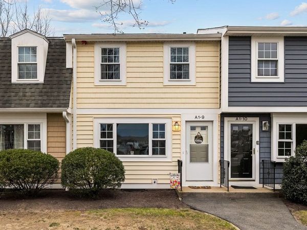 9 Lydon Ln, Unit A1-9, Halifax, MA 02338