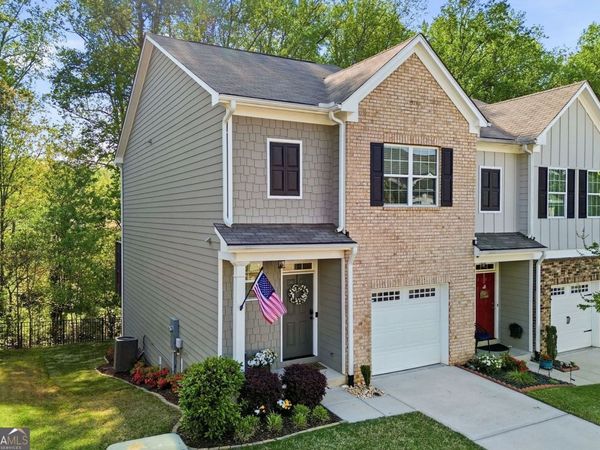 1528 Bluff Valley Circle, Gainesville, GA 30504