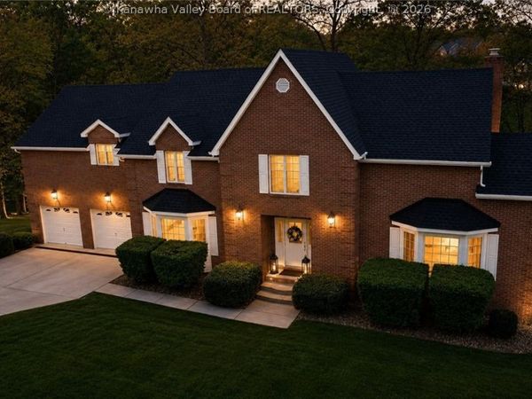 738 Pinecrest Drive, Huntington, WV 25705
