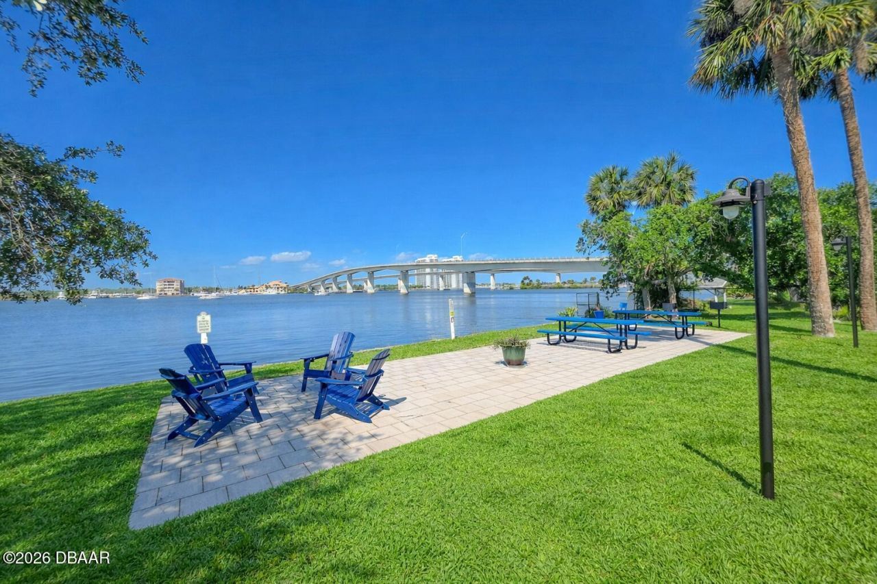 415 N Halifax Avenue, Unit 216, Daytona Beach, FL 32118 Photo