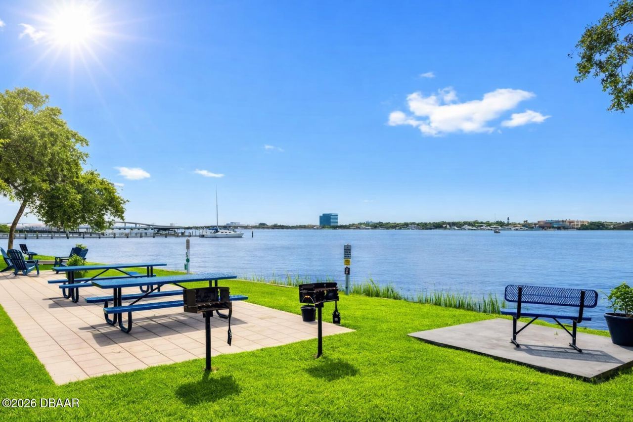 415 N Halifax Avenue, Unit 216, Daytona Beach, FL 32118 Photo