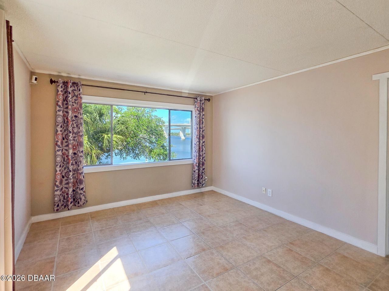 415 N Halifax Avenue, Unit 216, Daytona Beach, FL 32118 Photo