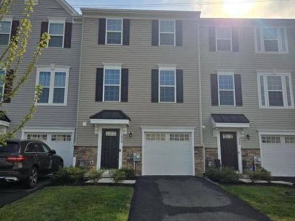 1930 SPEARFISH COURT, NEWARK, DE 19702