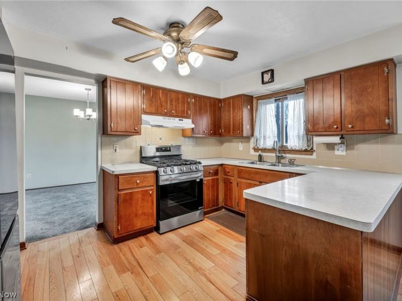 26475 Sudbury Drive, North Olmsted, OH 44070 Photo 13