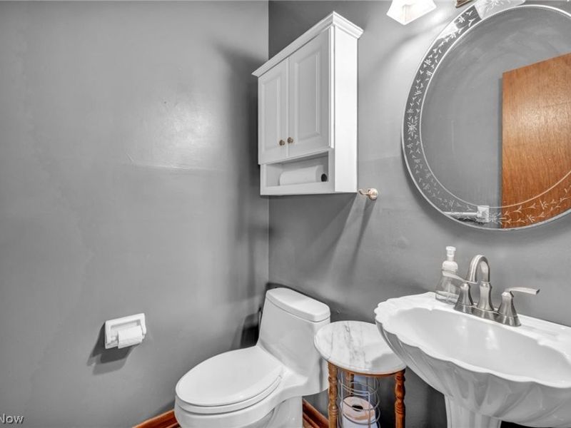 26475 Sudbury Drive, North Olmsted, OH 44070 Photo 23