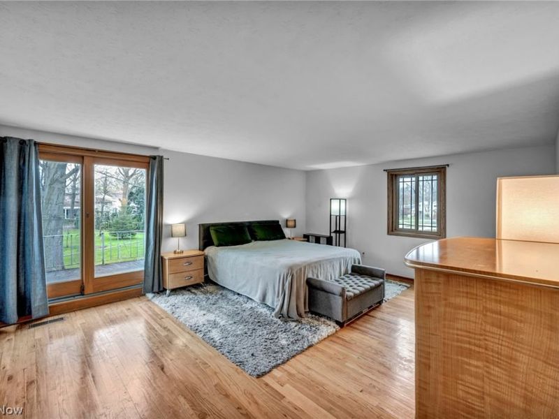 26475 Sudbury Drive, North Olmsted, OH 44070 Photo 24