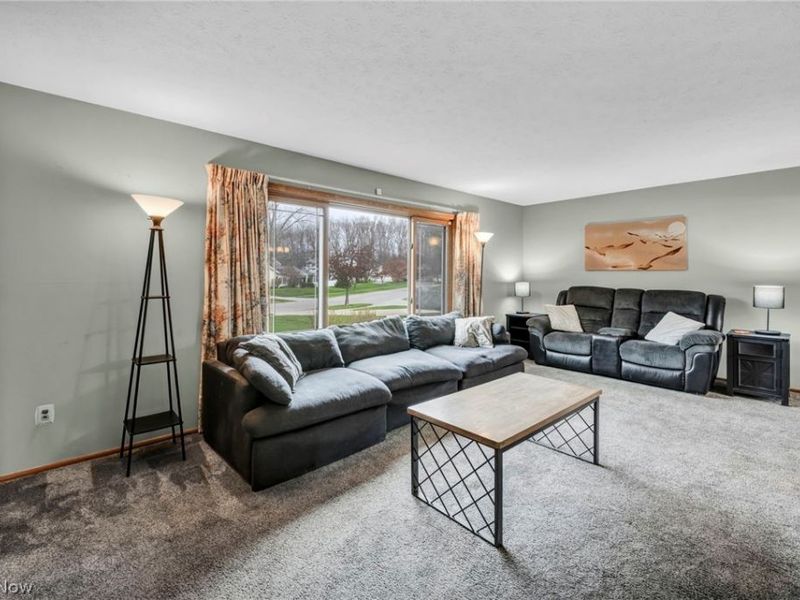 26475 Sudbury Drive, North Olmsted, OH 44070 Photo 5