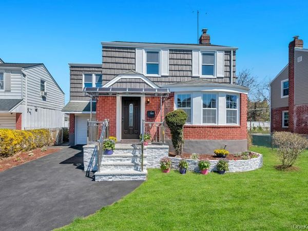 160 Fallon Avenue, Elmont, NY 11003