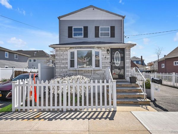 187 Memphis Avenue , South Floral Park, NY 11001