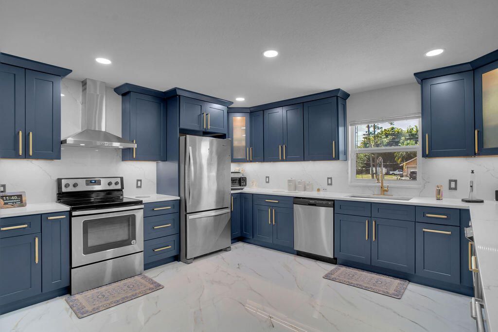 18057 N 40th Run N, The Acreage, FL 33470 Photo