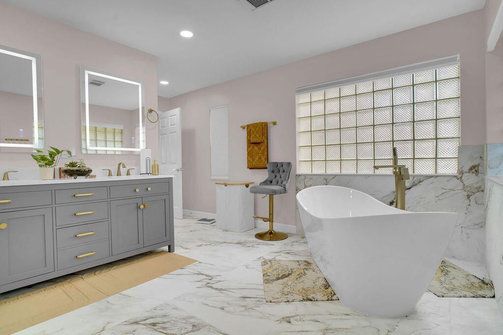 18057 N 40th Run N, The Acreage, FL 33470 Photo