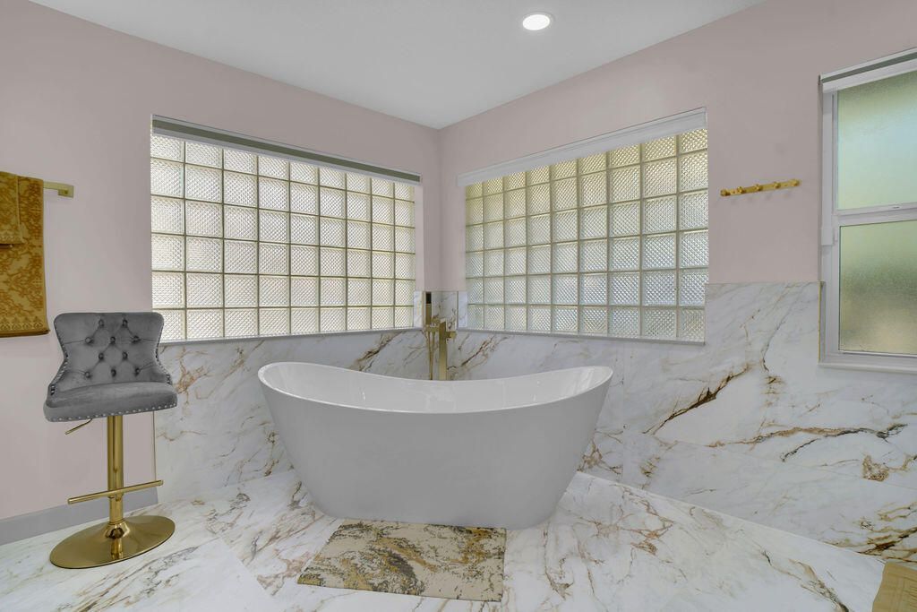 18057 N 40th Run N, The Acreage, FL 33470 Photo