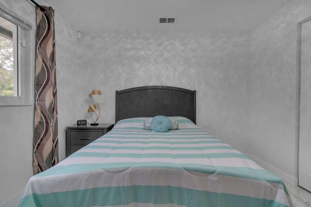 18057 N 40th Run N, The Acreage, FL 33470 Photo