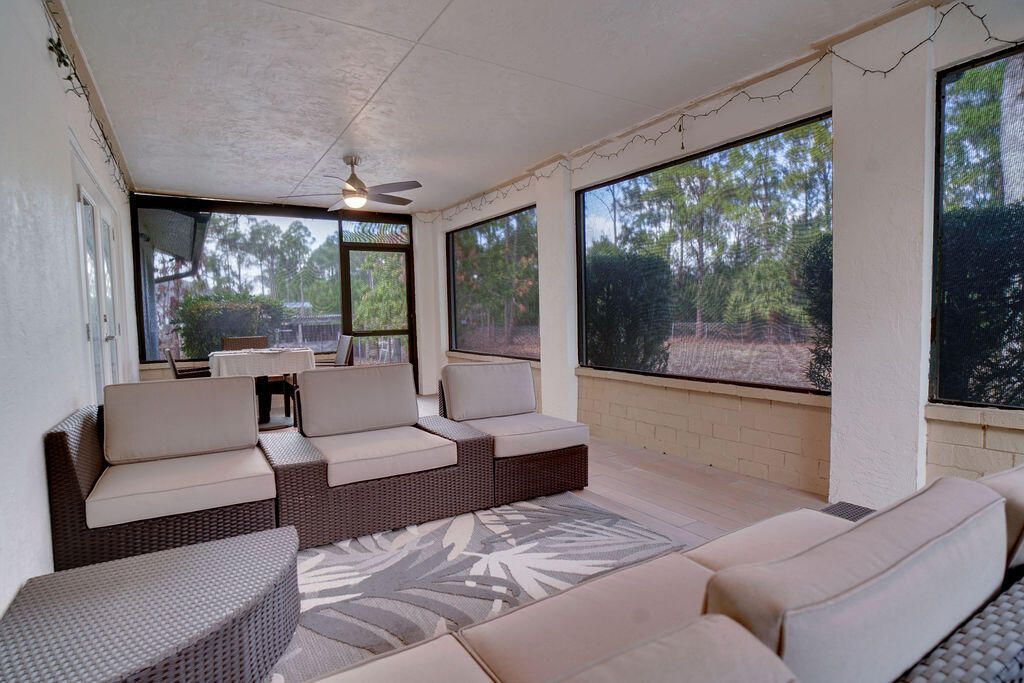 18057 N 40th Run N, The Acreage, FL 33470 Photo