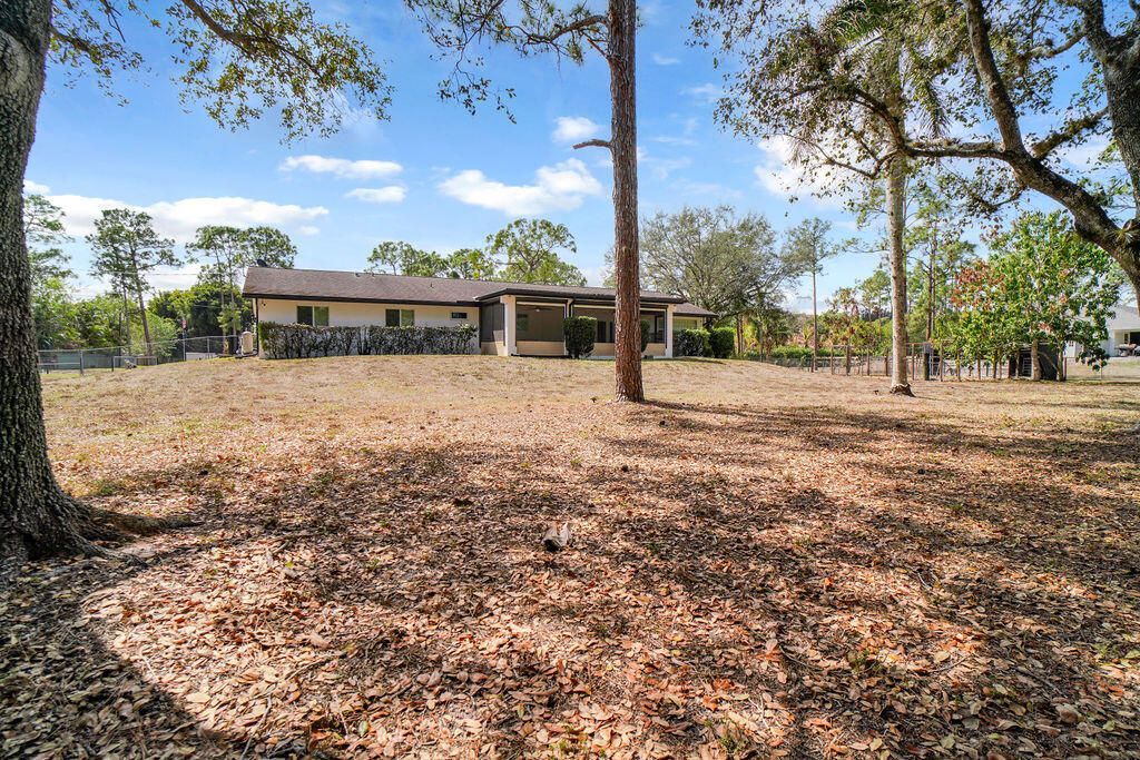 18057 N 40th Run N, The Acreage, FL 33470 Photo