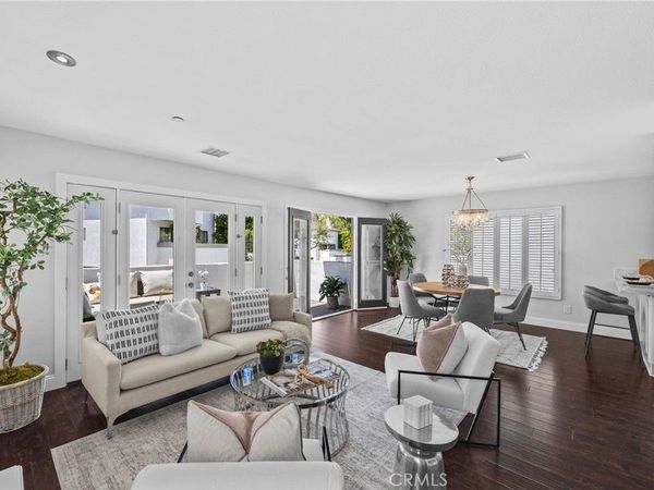 301 Harbor Woods Place, Newport Beach, CA 92660