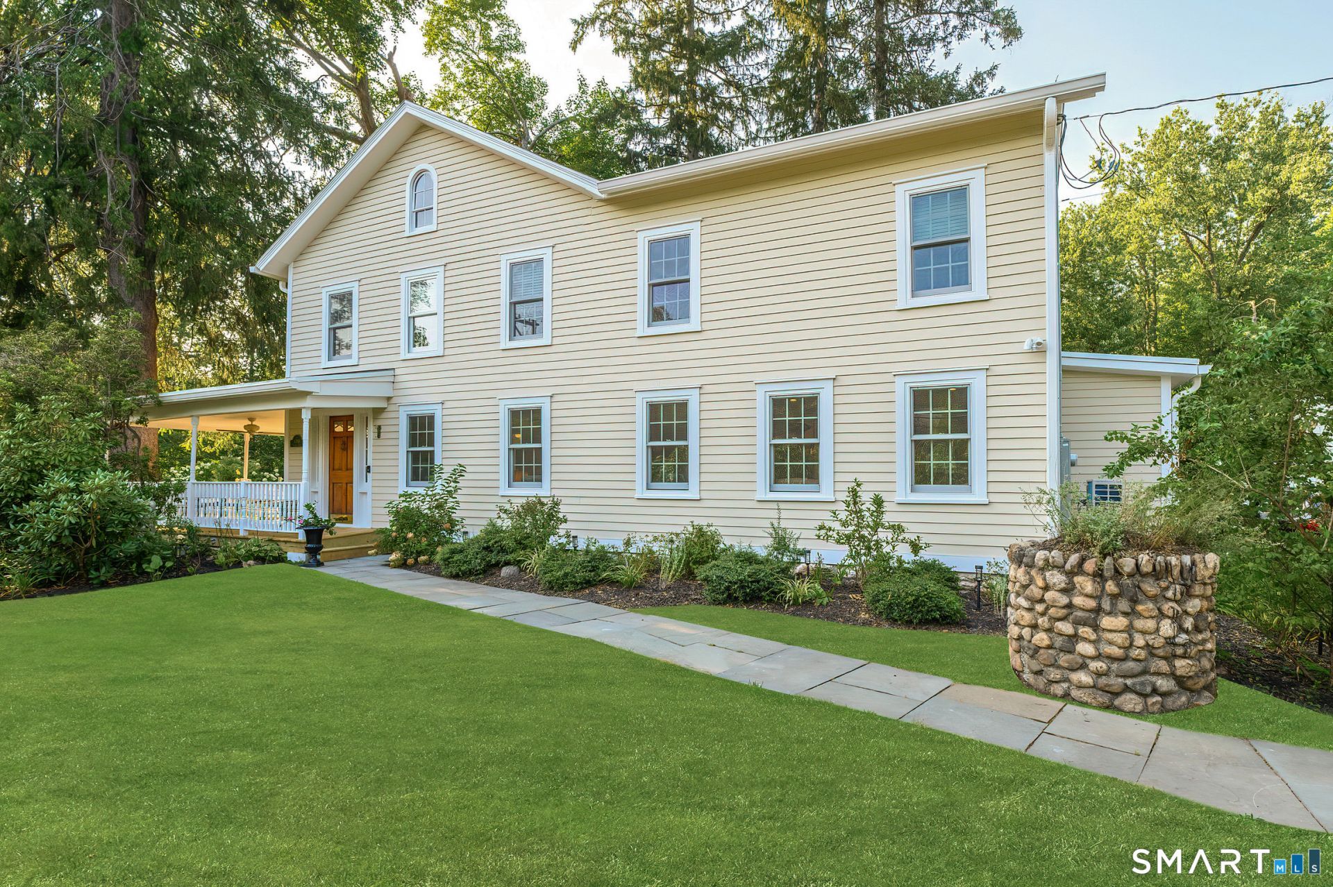 12 Gerdes, New Canaan, CT 06840 Main Photo