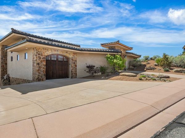 325 Hearthstone Court, Grand Junction, CO 81507