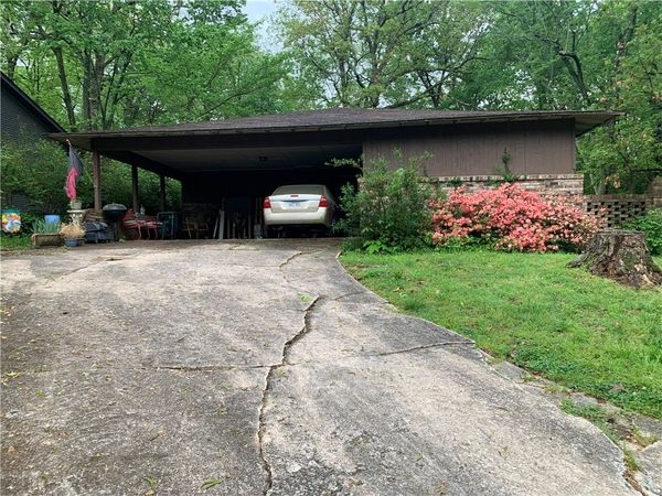 1637 E Hammond Street, Fayetteville, AR 72701