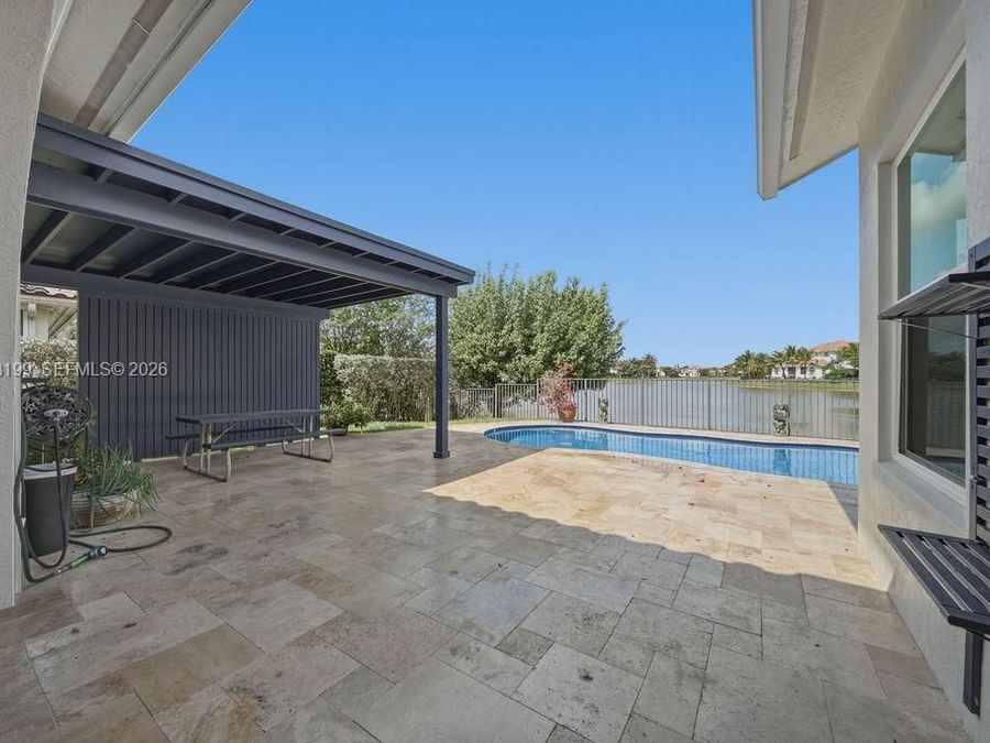 Property Image 62
