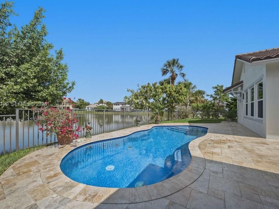 Property Image 63