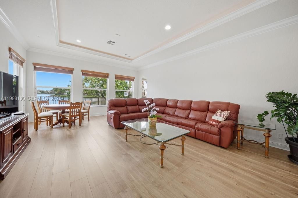 8055 NW 117th Way, Parkland, FL 33076 Photo