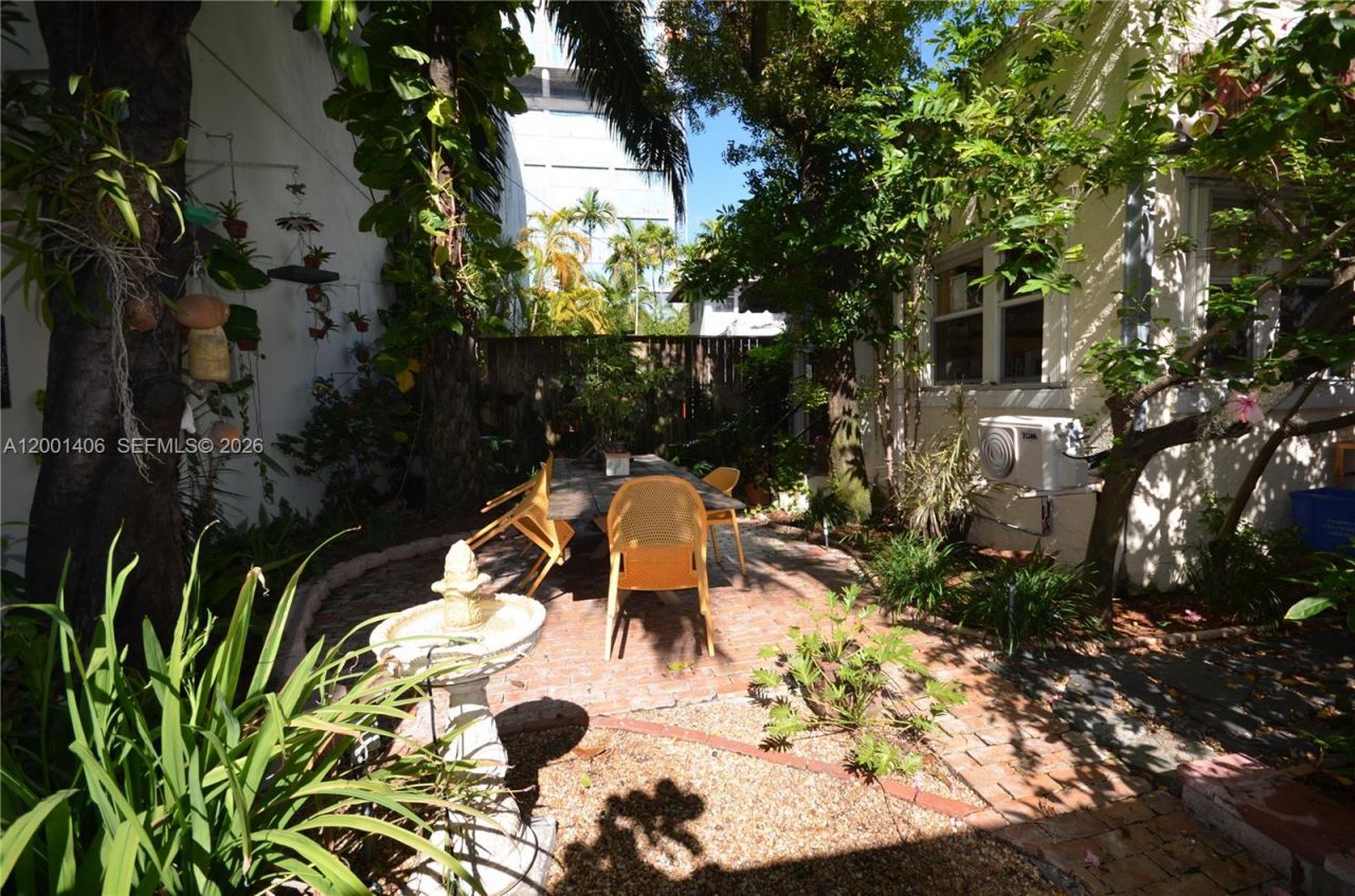 334 NE 26th Ter, Miami, FL 33137 Photo