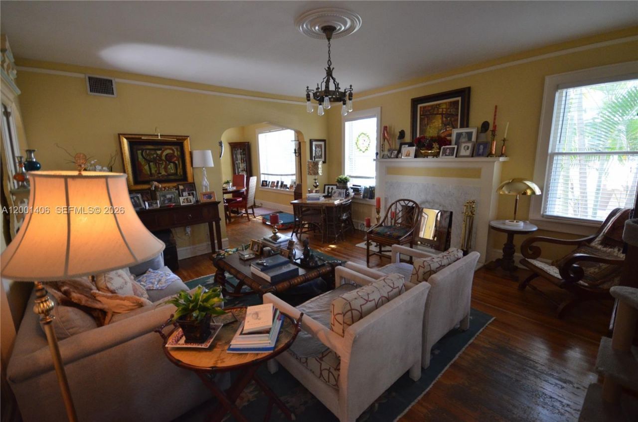 334 NE 26th Ter, Miami, FL 33137 Photo