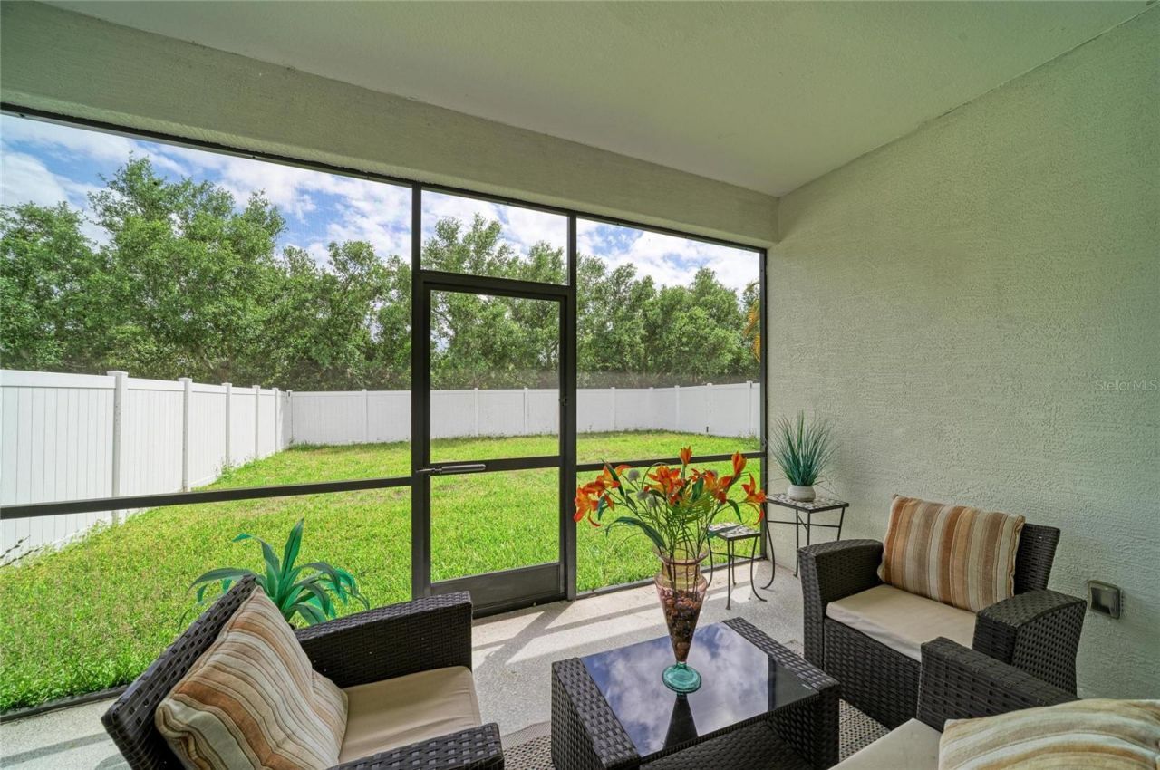 4650 Woodbrook Drive, Sarasota, FL 34243 Photo