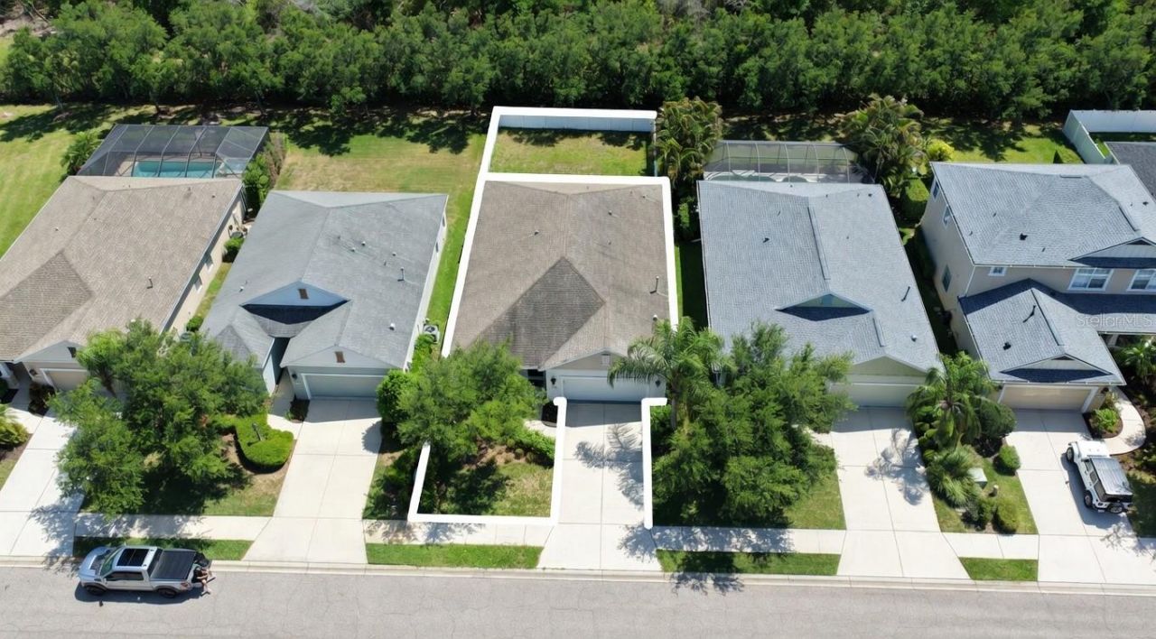 4650 Woodbrook Drive, Sarasota, FL 34243 Photo