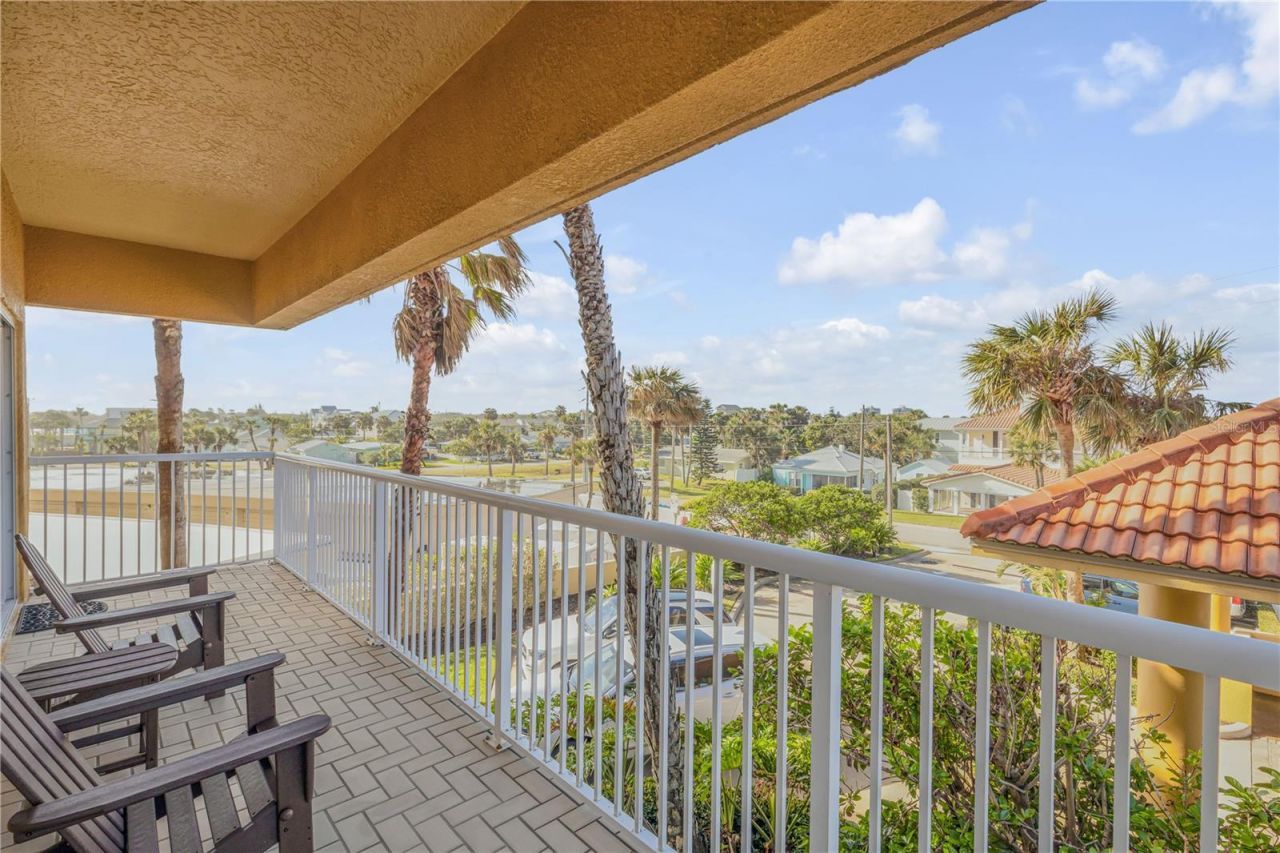 701 N Atlantic Avenue, Unit 203, New Smyrna Beach, FL 32169 Photo