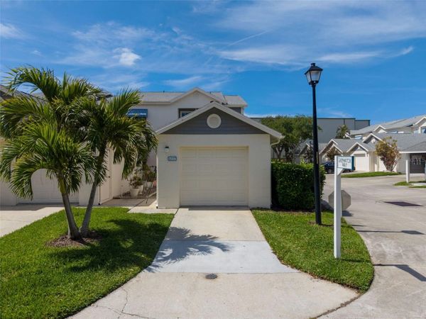 11531 SHIPWATCH DRIVE, Unit 1037, LARGO, FL 33774