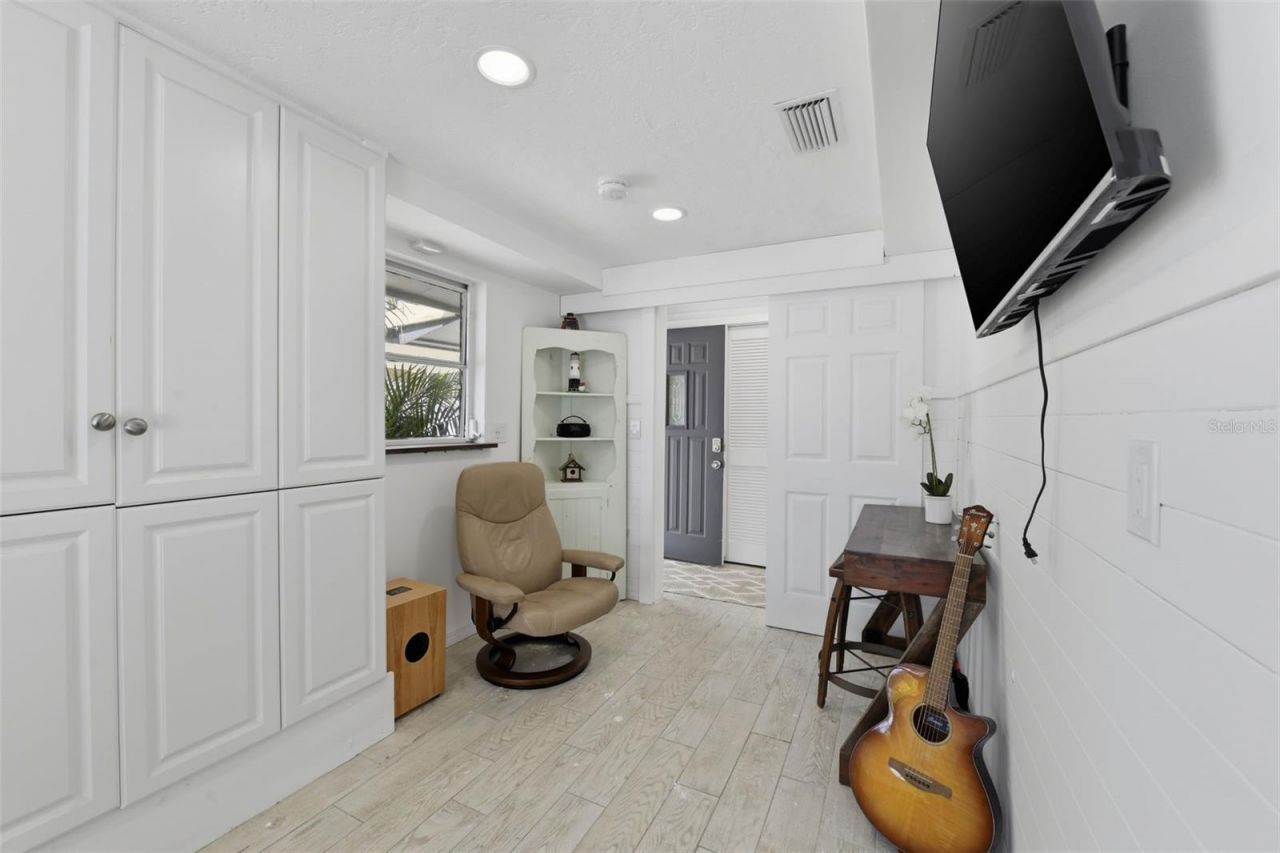 8456 Midnight Pass Road, Sarasota, FL 34242 Photo