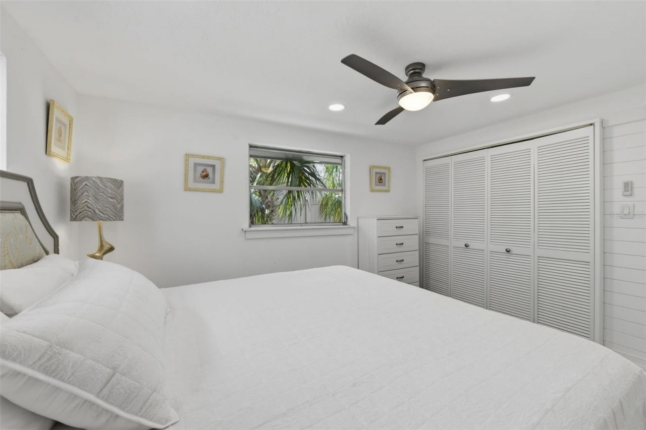 8456 Midnight Pass Road, Sarasota, FL 34242 Photo