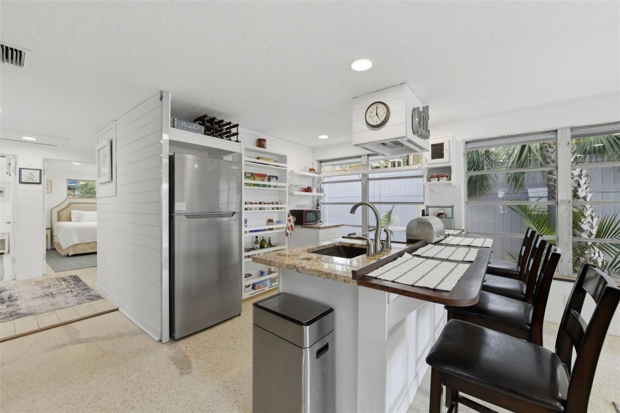8456 Midnight Pass Road, Sarasota, FL 34242 Photo