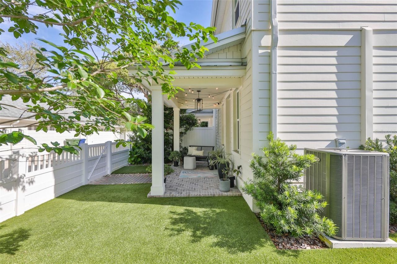 2204 N Central Avenue, Unit 1, Tampa, FL 33602 Photo