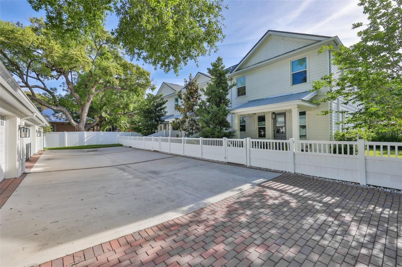 2204 N Central Avenue, Unit 1, Tampa, FL 33602 Photo