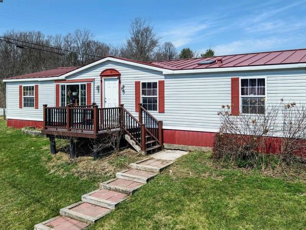 11 Bowen Lane, Benson, VT 05743