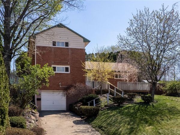 6510 Woodlawn Ave, Verona, PA 15147