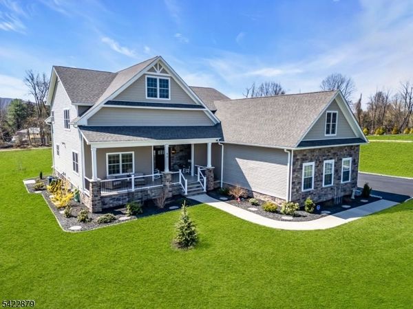 42 Brantwood Ter, Mansfield, NJ 07840