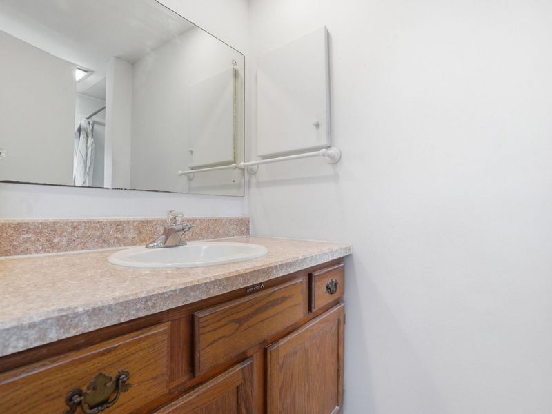 818 Brookwood Drive, Bellefontaine, OH 43311 Photo 19