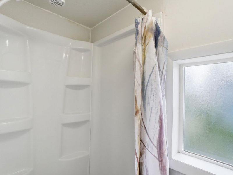 818 Brookwood Drive, Bellefontaine, OH 43311 Photo 20