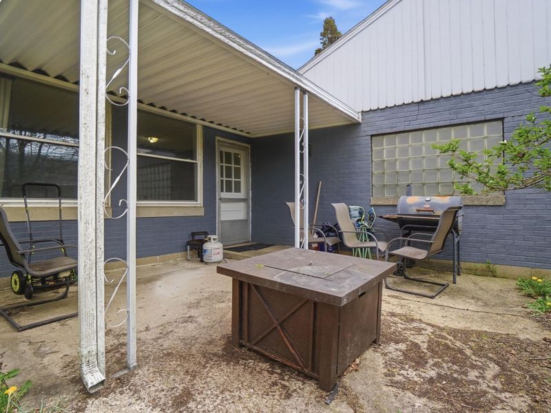 818 Brookwood Drive, Bellefontaine, OH 43311 Photo 27