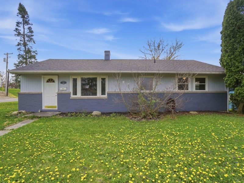 818 Brookwood Drive, Bellefontaine, OH 43311 Photo 3