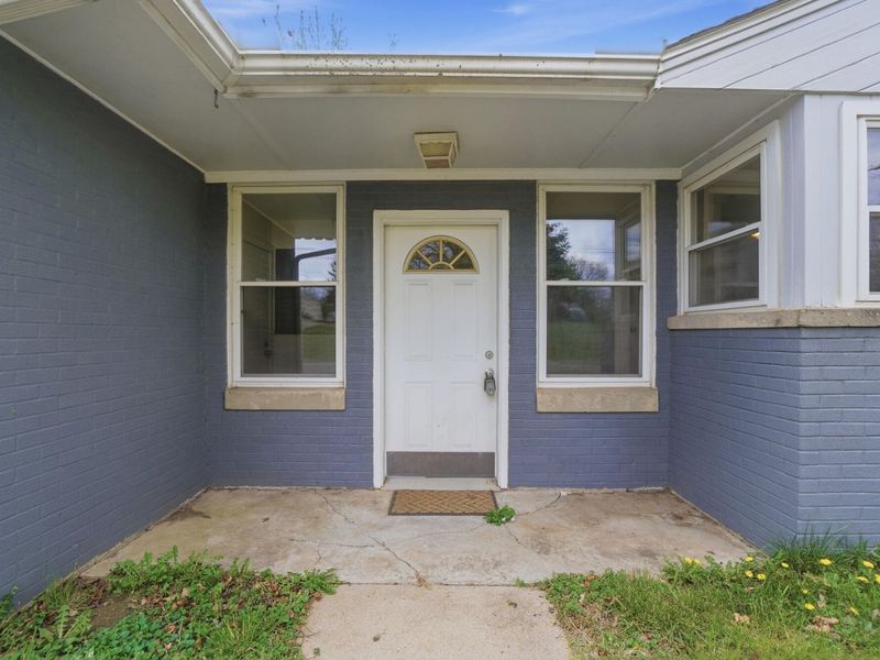 818 Brookwood Drive, Bellefontaine, OH 43311 Photo 4