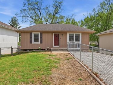 5115 NE 46th Street, Kansas City, MO 64117