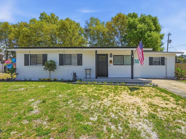 10 Overstreet Drive, Mary Esther, FL 32569