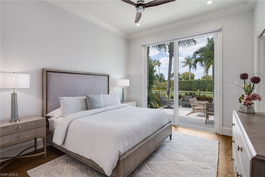 705 Wedge Dr, Naples, FL 34103 Photo