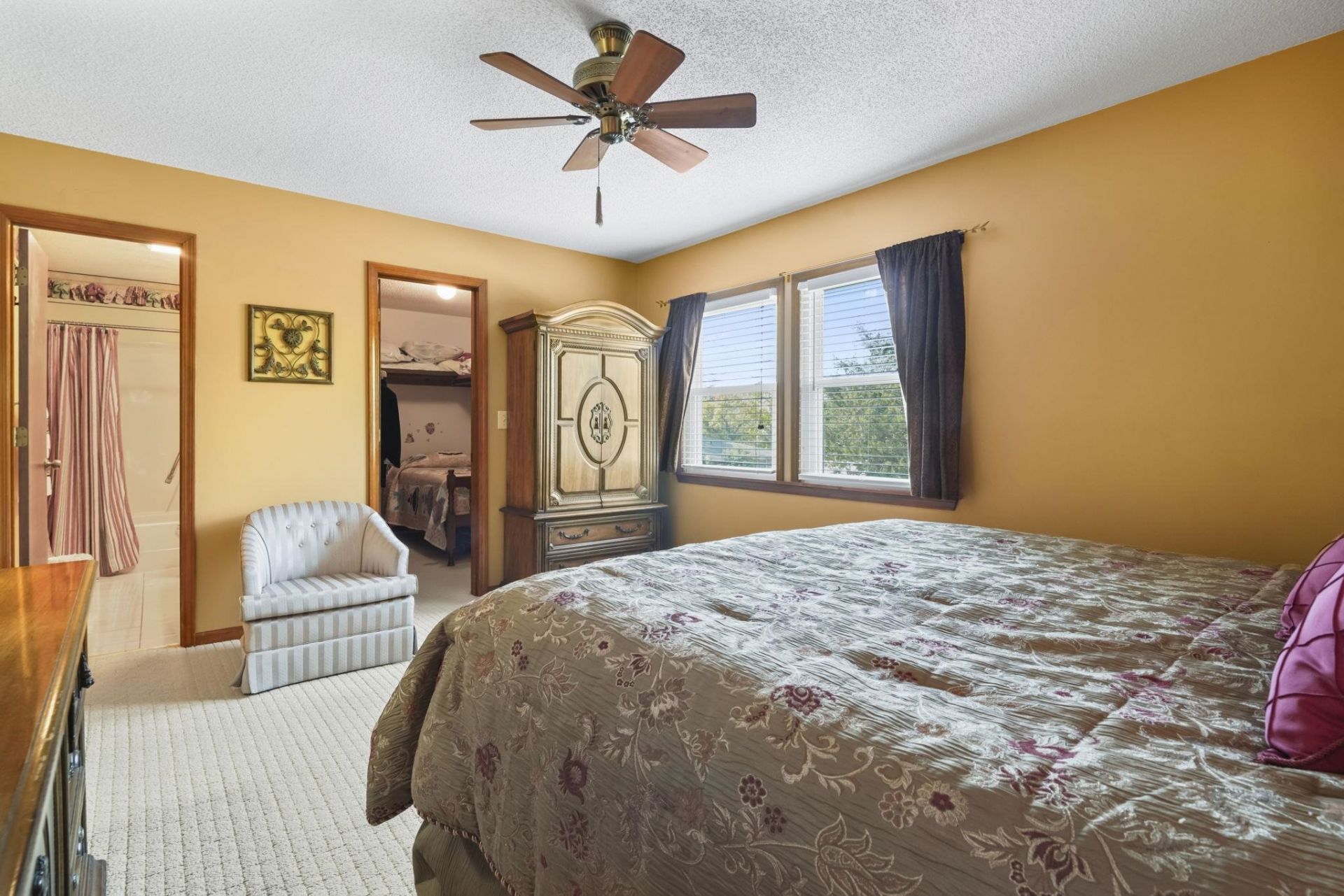 1911c Edge Dr. Photo 36