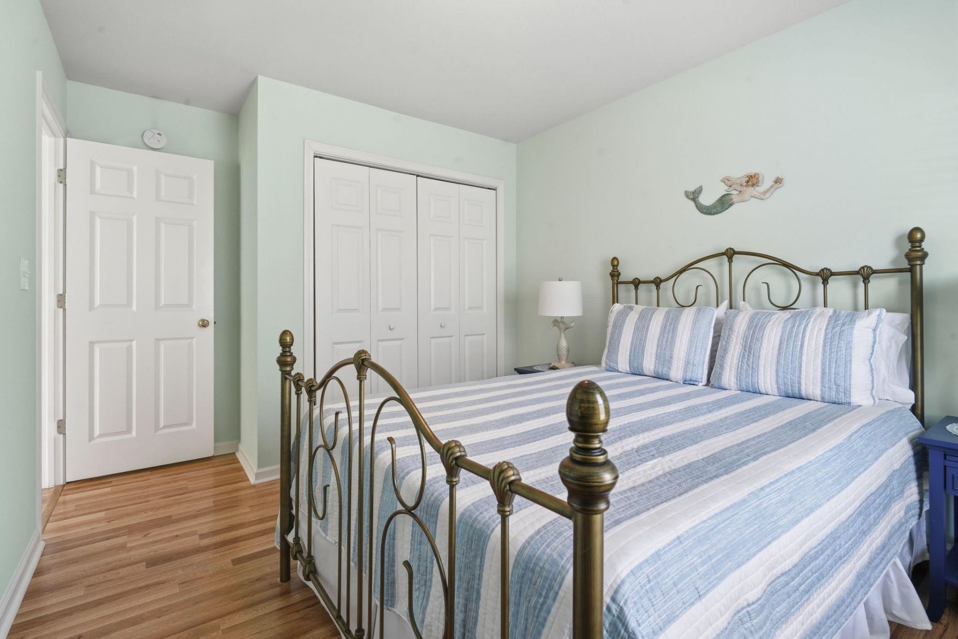 1028 Great Lakes Circle Photo 11